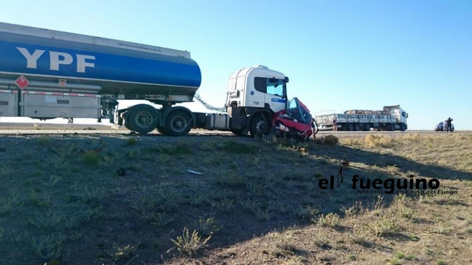 Accidente faltal a 30 km de Tres Cerros: tres  muertos y cuatro heridos